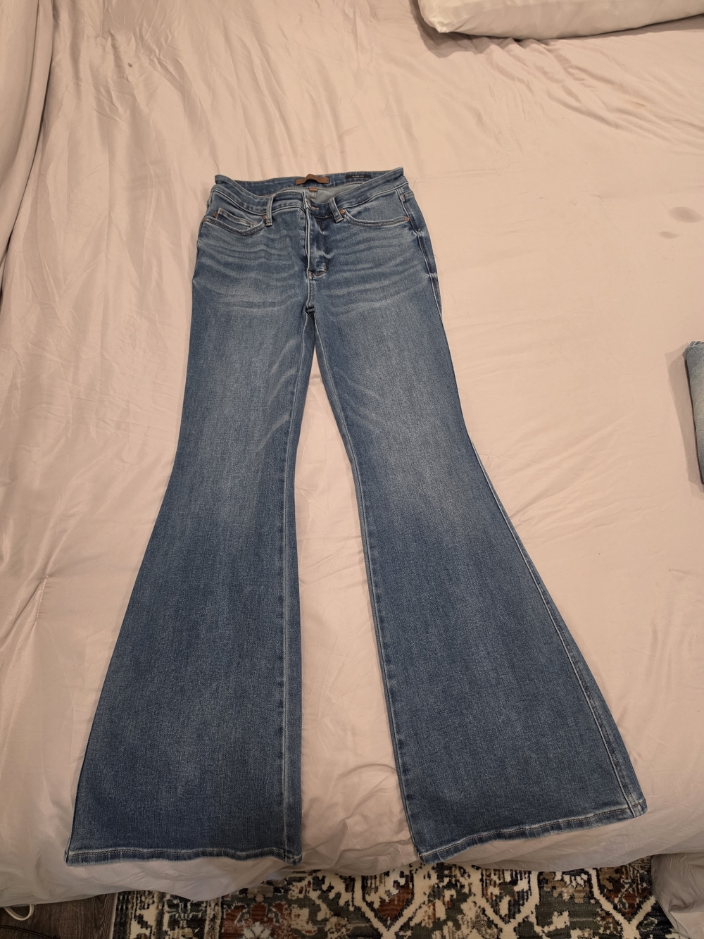 Judy Blue Medium Blue High-Rise Flare Jeans